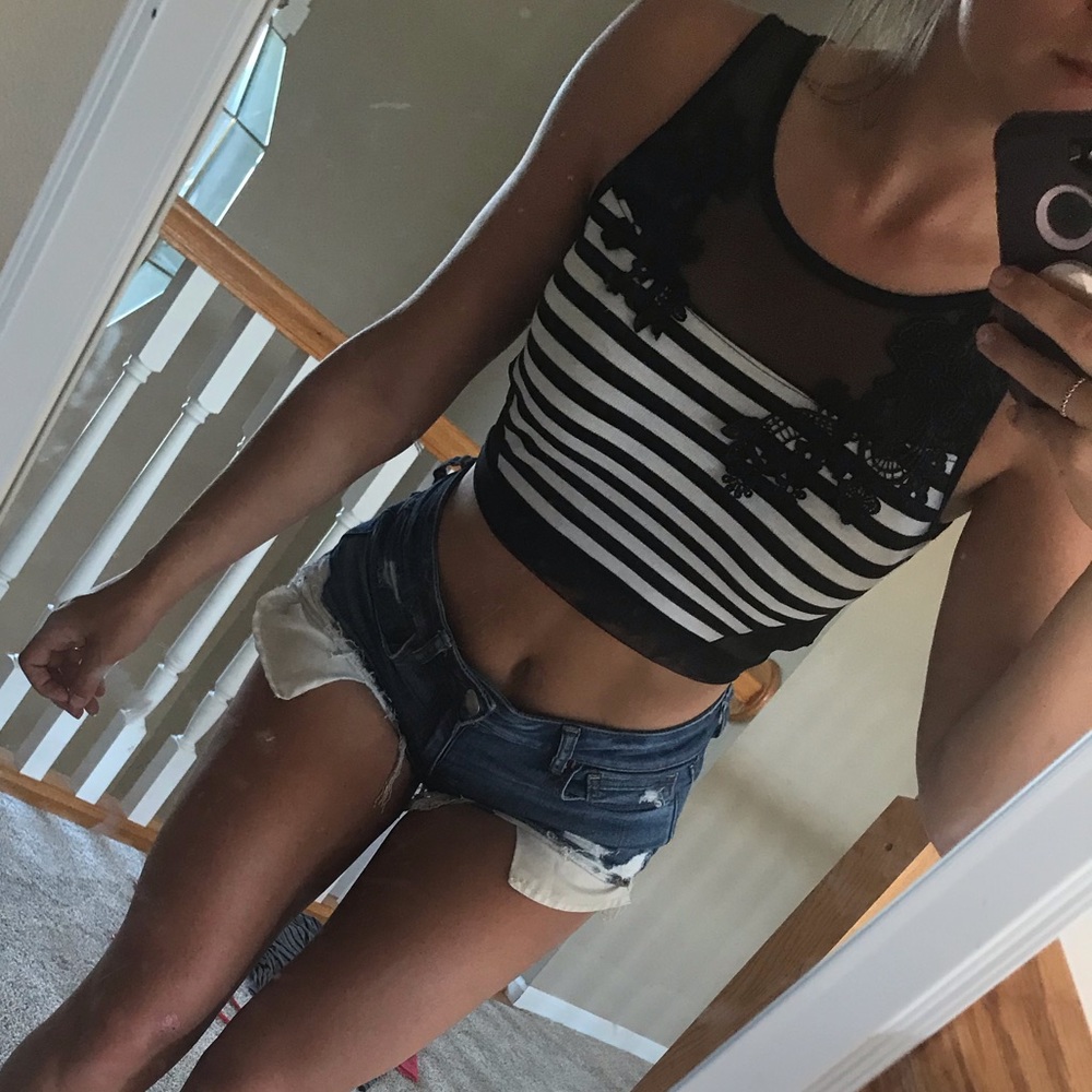 Black and White Crop Top